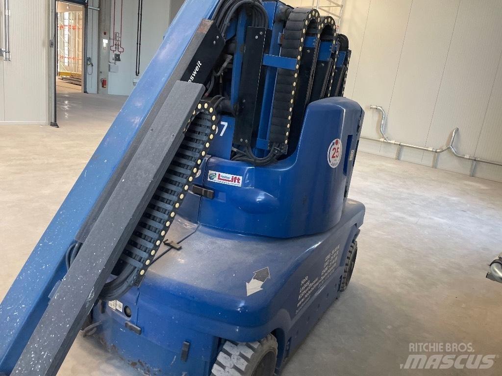 JLG Toucan 1210 Колінчаті підйомники