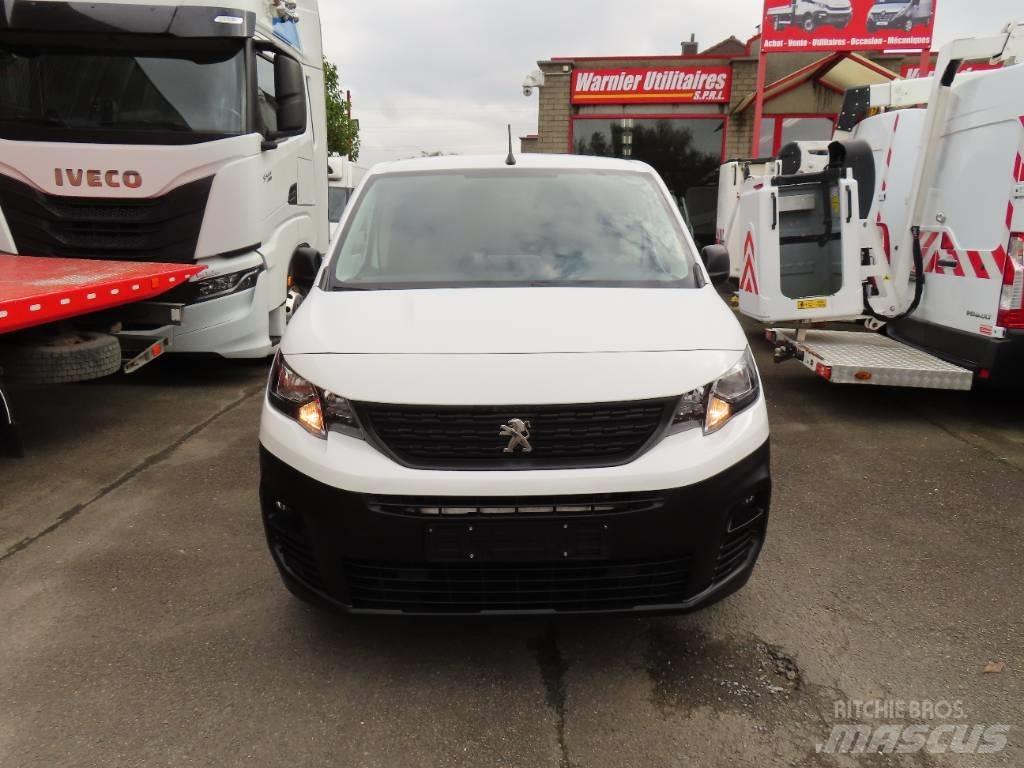 Peugeot Partner Панельні фургони