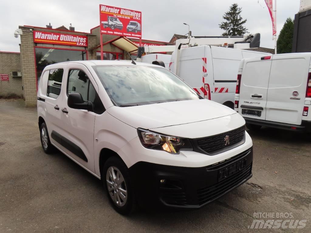 Peugeot Partner Панельні фургони