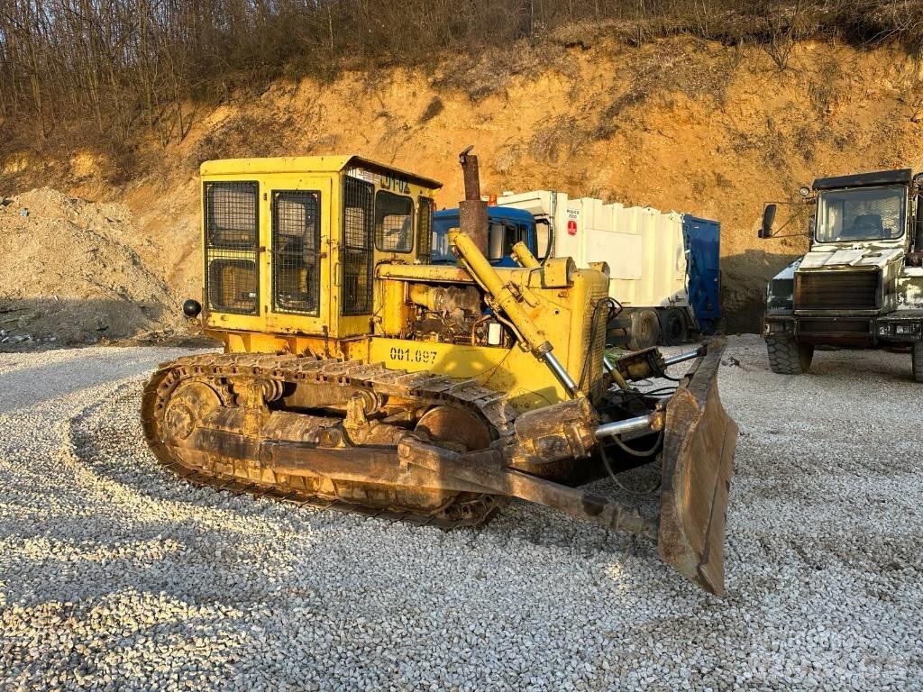 CAT D 6 C Гусеничні бульдозери