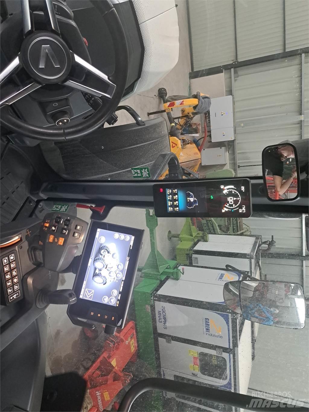 Valtra N155 Трактори