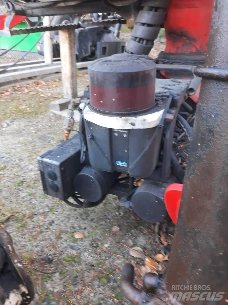 Epsilon Q150L97 Лісозаготівельні крани