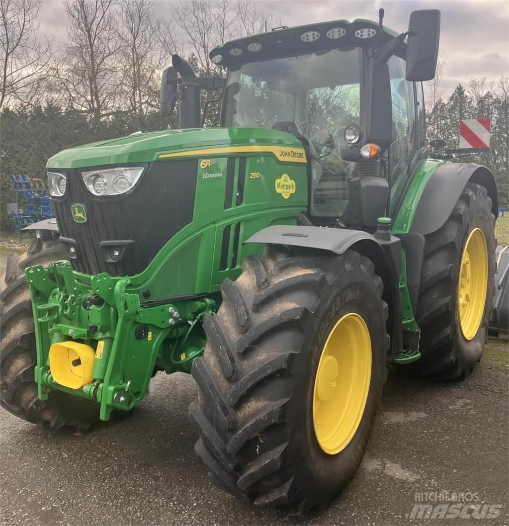 John Deere 6R 250 Трактори