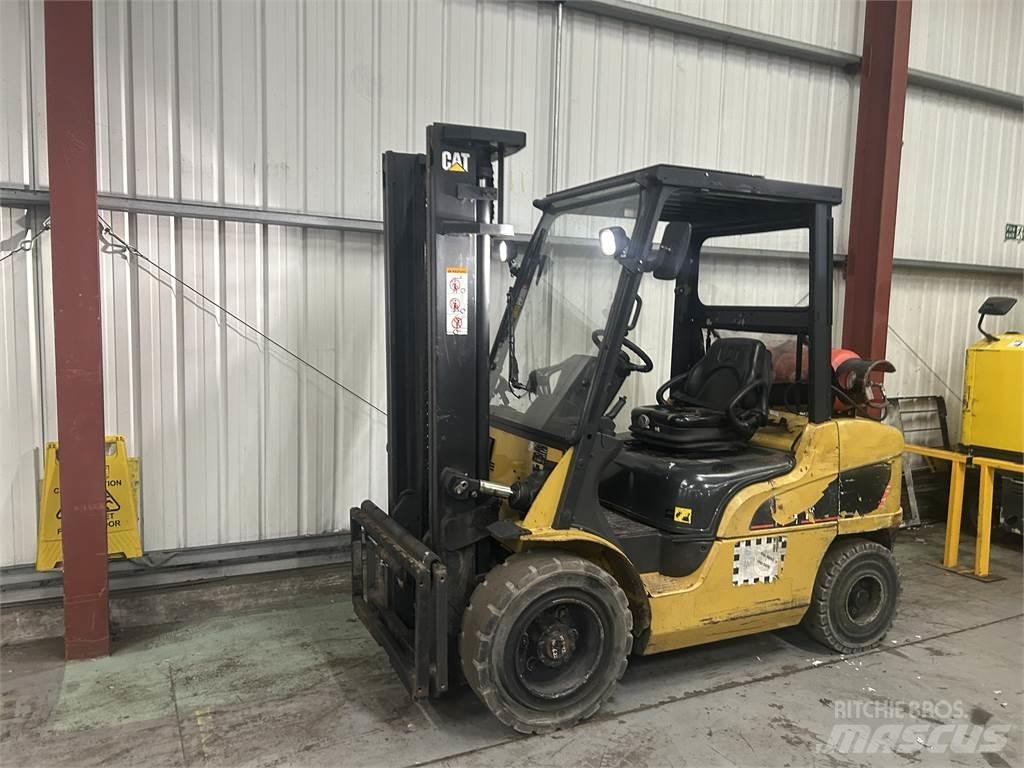 CAT GP35NT Газові навантажувачі