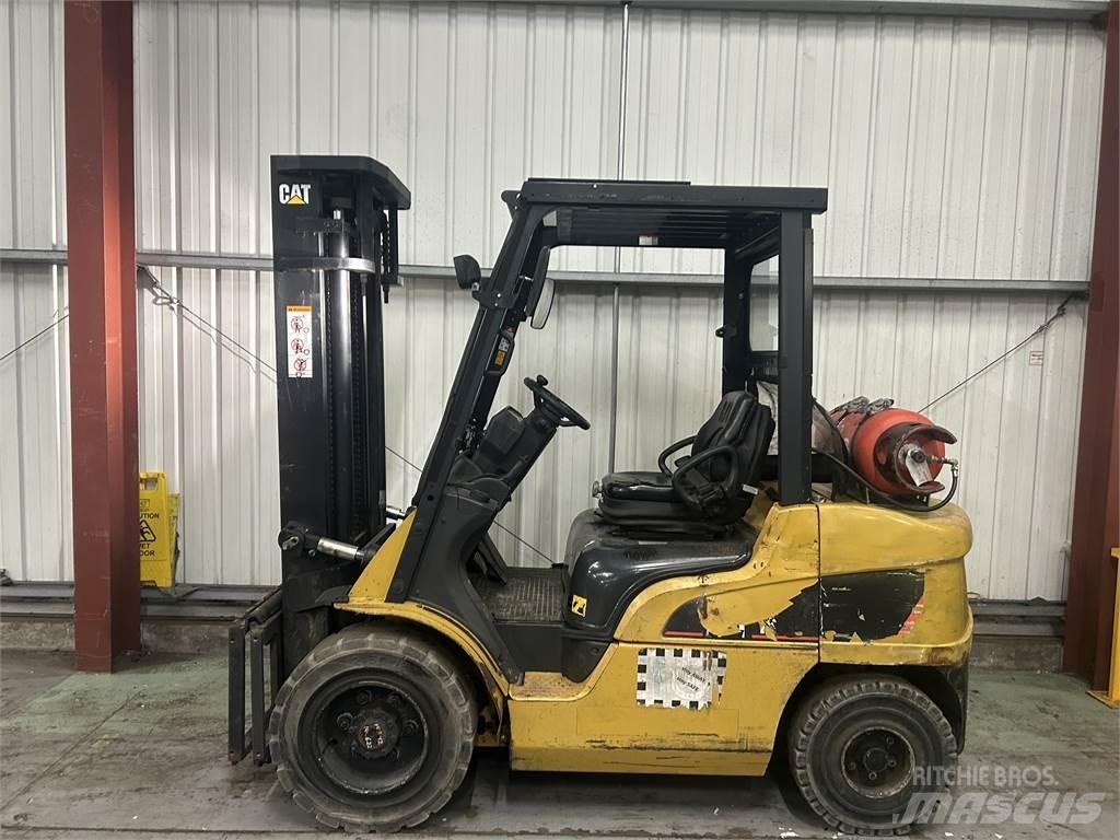 CAT GP35NT Газові навантажувачі