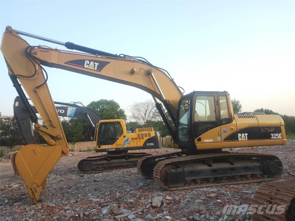CAT 325C Гусеничні екскаватори