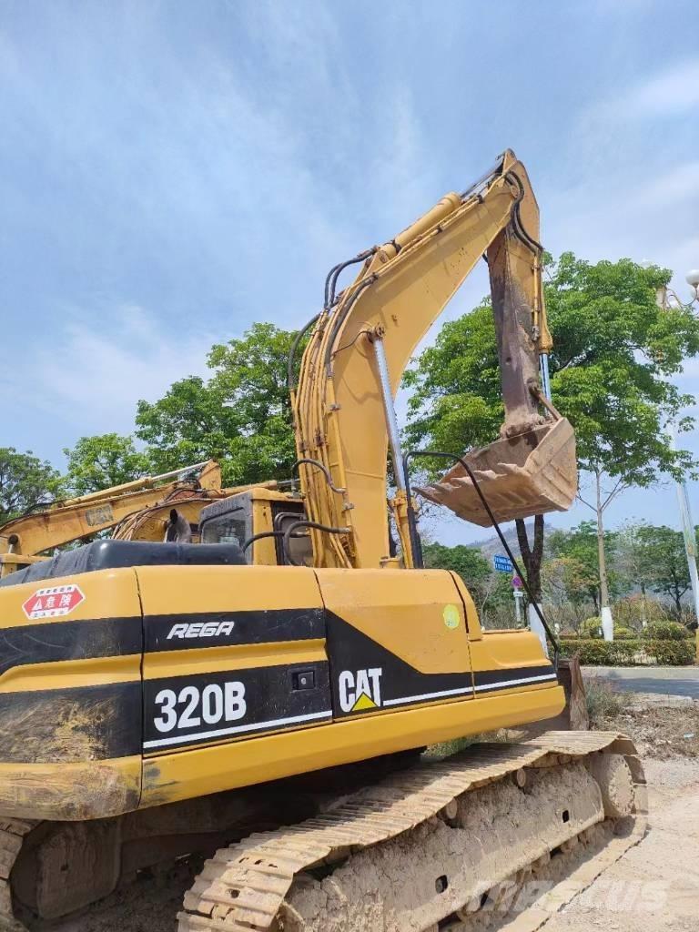 CAT 320 B Гусеничні екскаватори