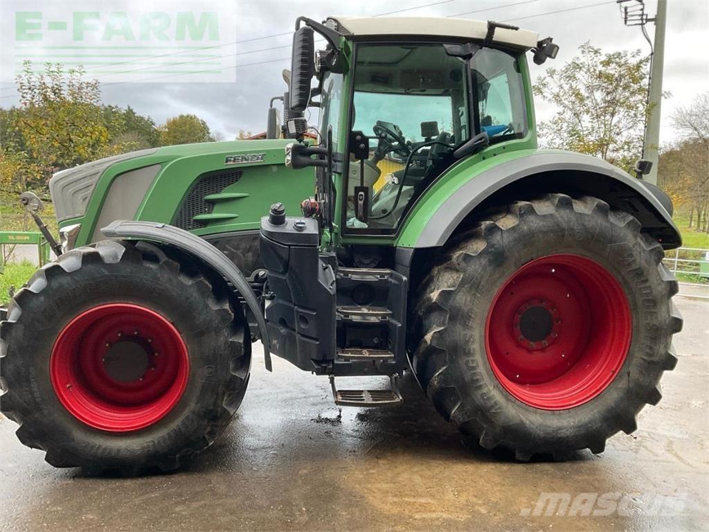 Fendt 828 Vario S4 Трактори