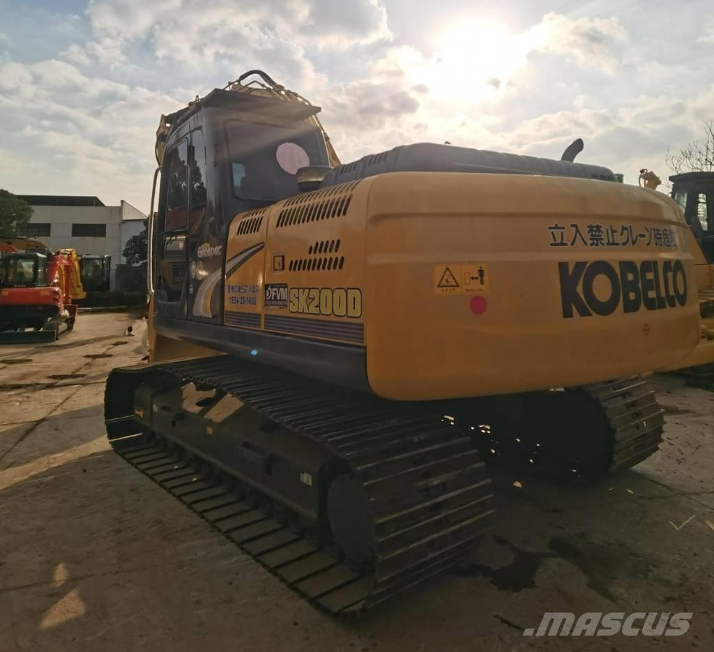 Kobelco SK 200 Гусеничні екскаватори