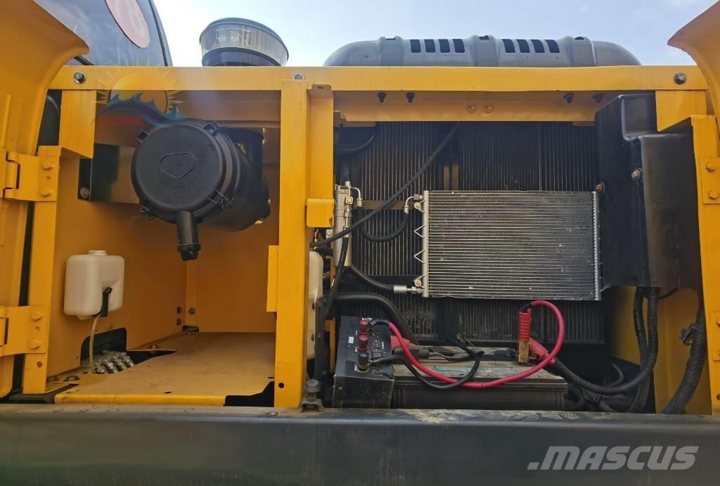 Kobelco SK 200 Гусеничні екскаватори
