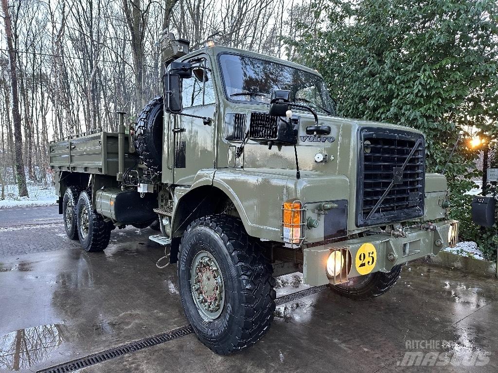 Volvo N 10 Вантажівки / спеціальні