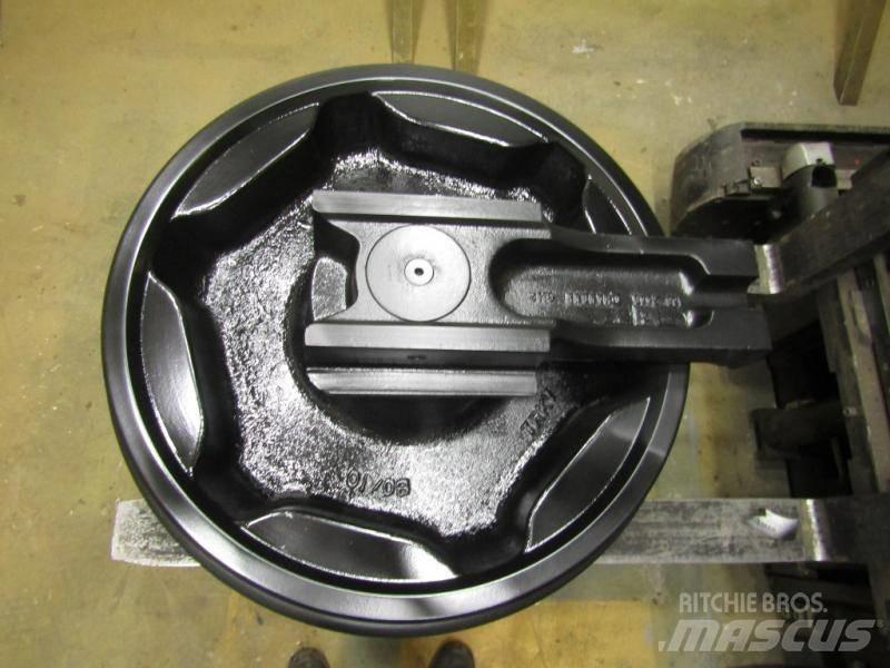 CAT 374D Idler Гусениці