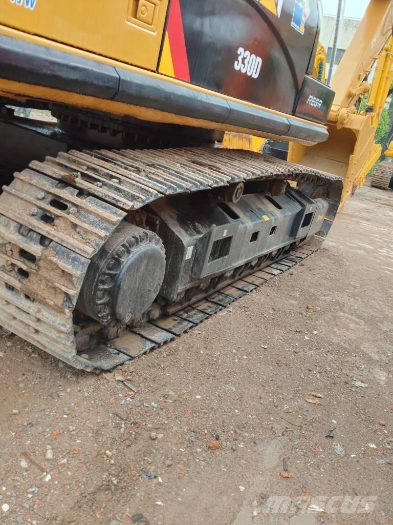CAT 330 D Гусеничні екскаватори