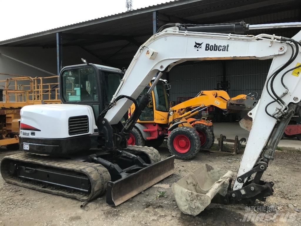 Bobcat E 80 EA Середні екскаватори 7т. - 12т.