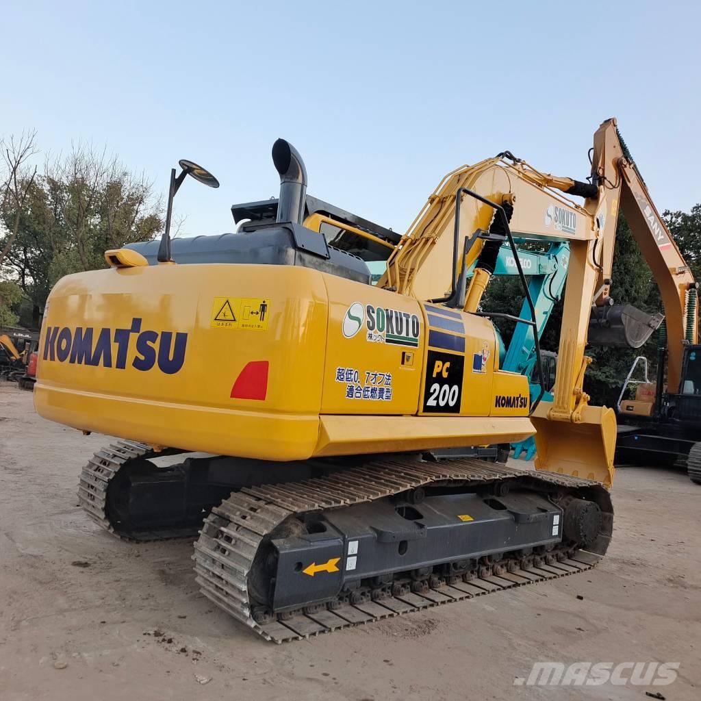 Komatsu PC 200-8 Гусеничні екскаватори