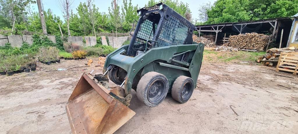 CAT 226 Міні-навантажувачі