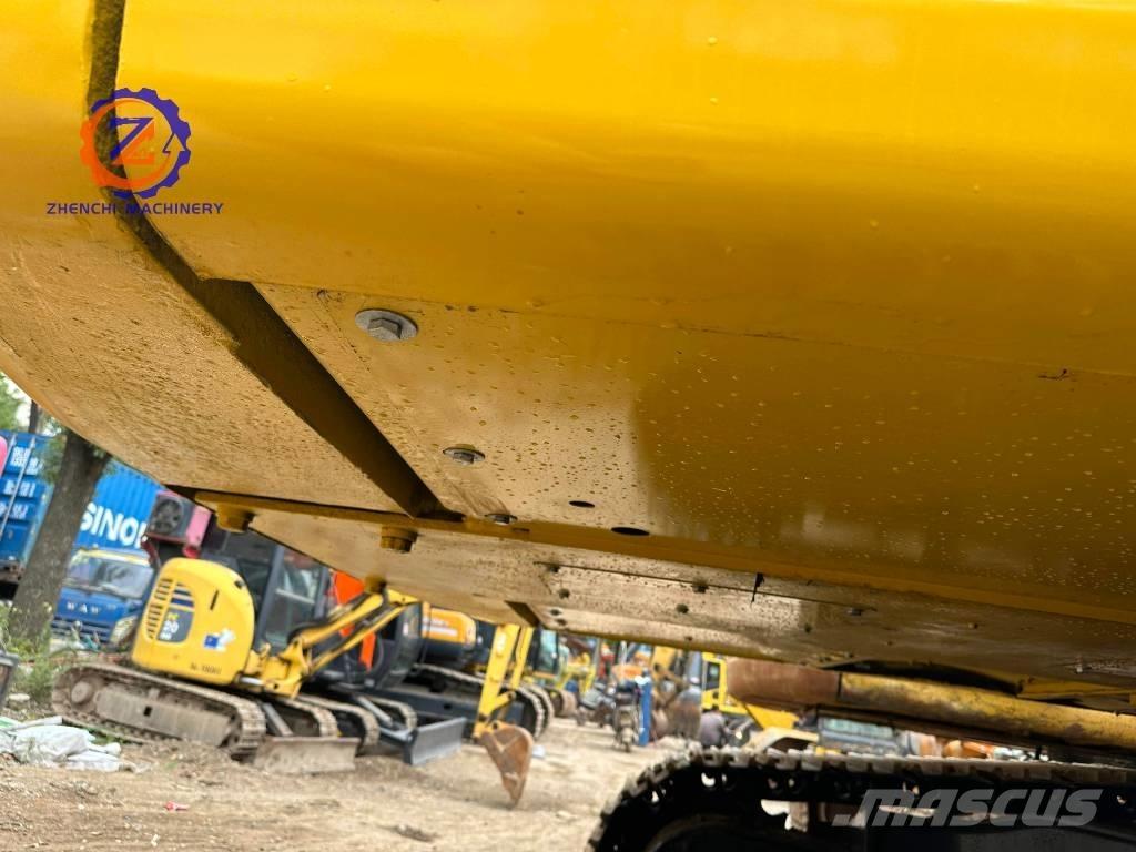 Komatsu PC 200-7L Гусеничні екскаватори