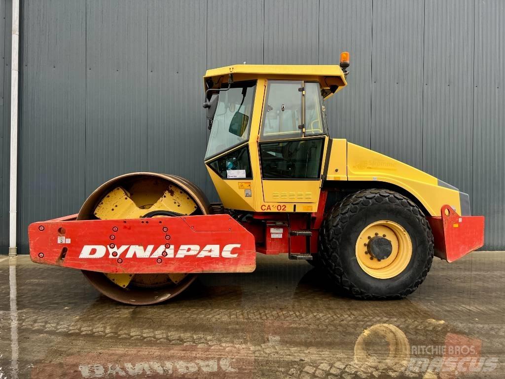 Dynapac CA302D Грунтові котки