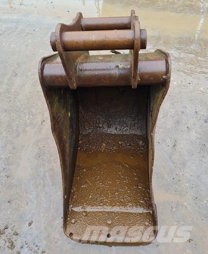  18 BUCKET, 50mm PINS Ковші