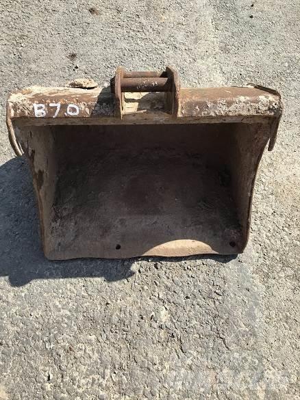  2' BUCKET, 30mm PINS Ковші