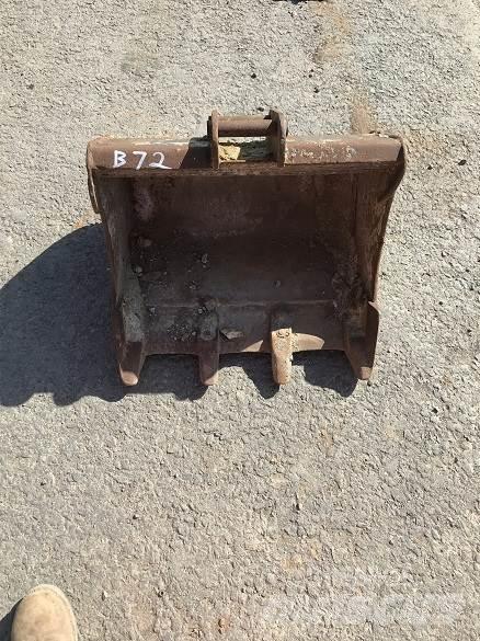  2' BUCKET, 30mm PINS Ковші