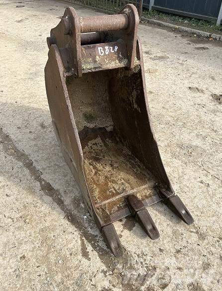  2' BUCKET, 80mm PINS Ковші