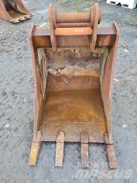  3' BUCKET, 80mm PINS Ковші