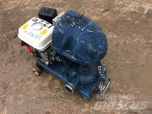 Honda 2 WATER PUMP Гідронасоси