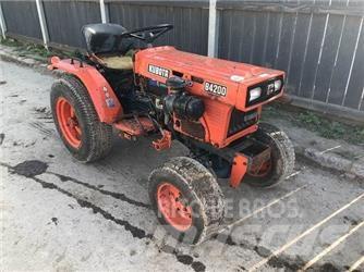 Kubota B4200 Екскаватори-навантажувачі