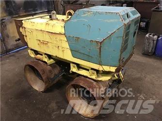 Rammax 1515 MI Котки тротуарні