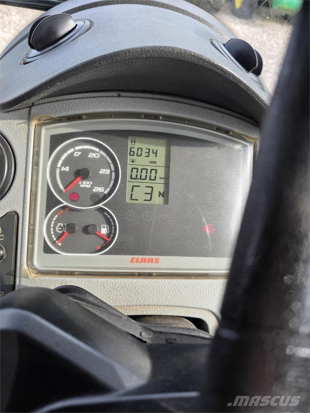 CLAAS Arion 620C Трактори
