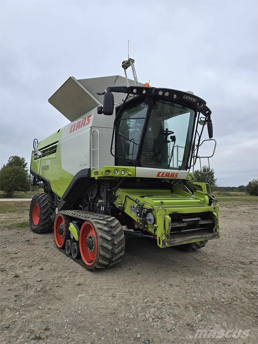 CLAAS Lexion 770TT Зернозбиральні комбайни