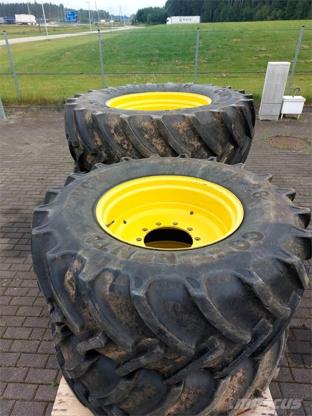 John Deere 6140R Трактори