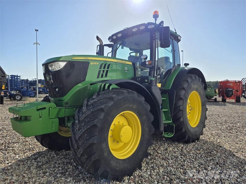 John Deere 6215R Трактори