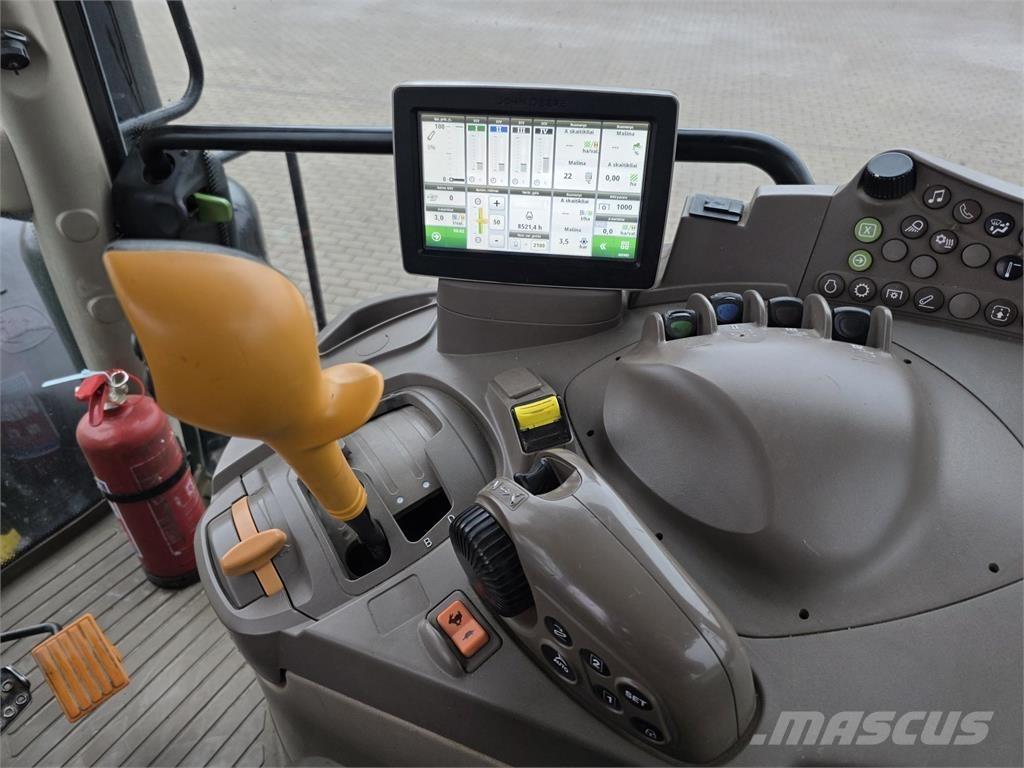 John Deere 6215R Трактори