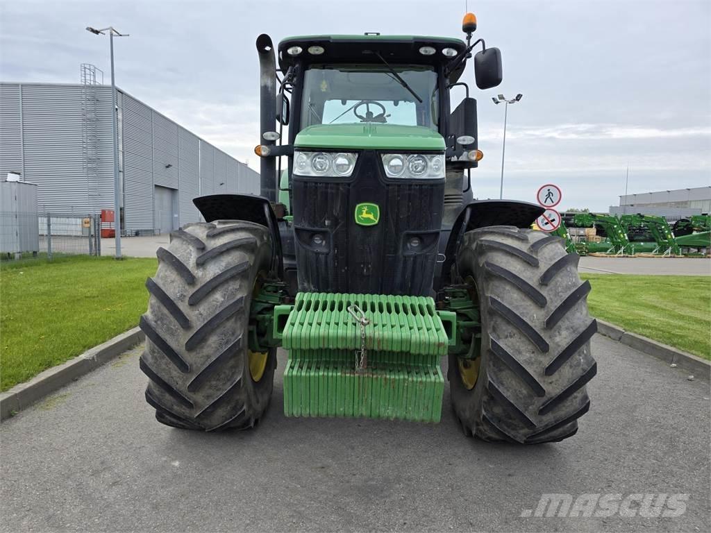 John Deere 7260R Трактори