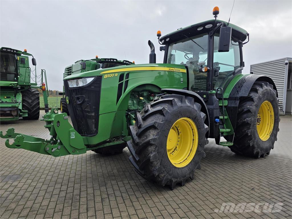 John Deere 8320R Трактори