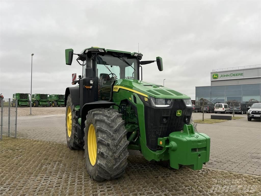 John Deere 8R410 Трактори