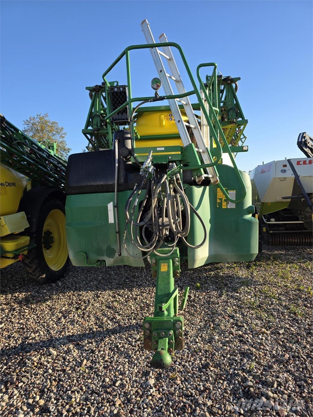 John Deere M962i Причіпні обприскувачі