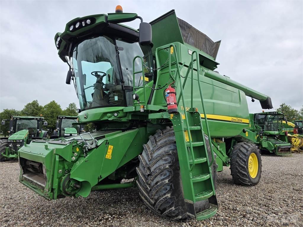 John Deere T660 Зернозбиральні комбайни
