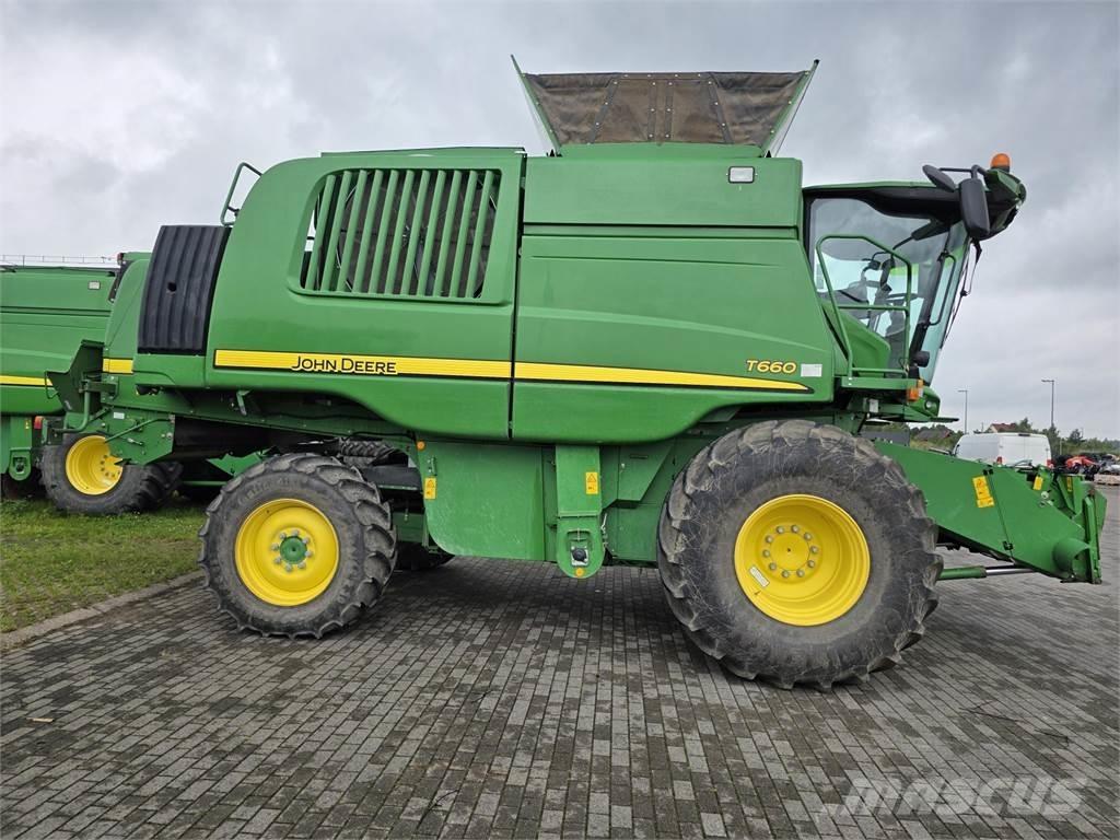 John Deere T660 Зернозбиральні комбайни