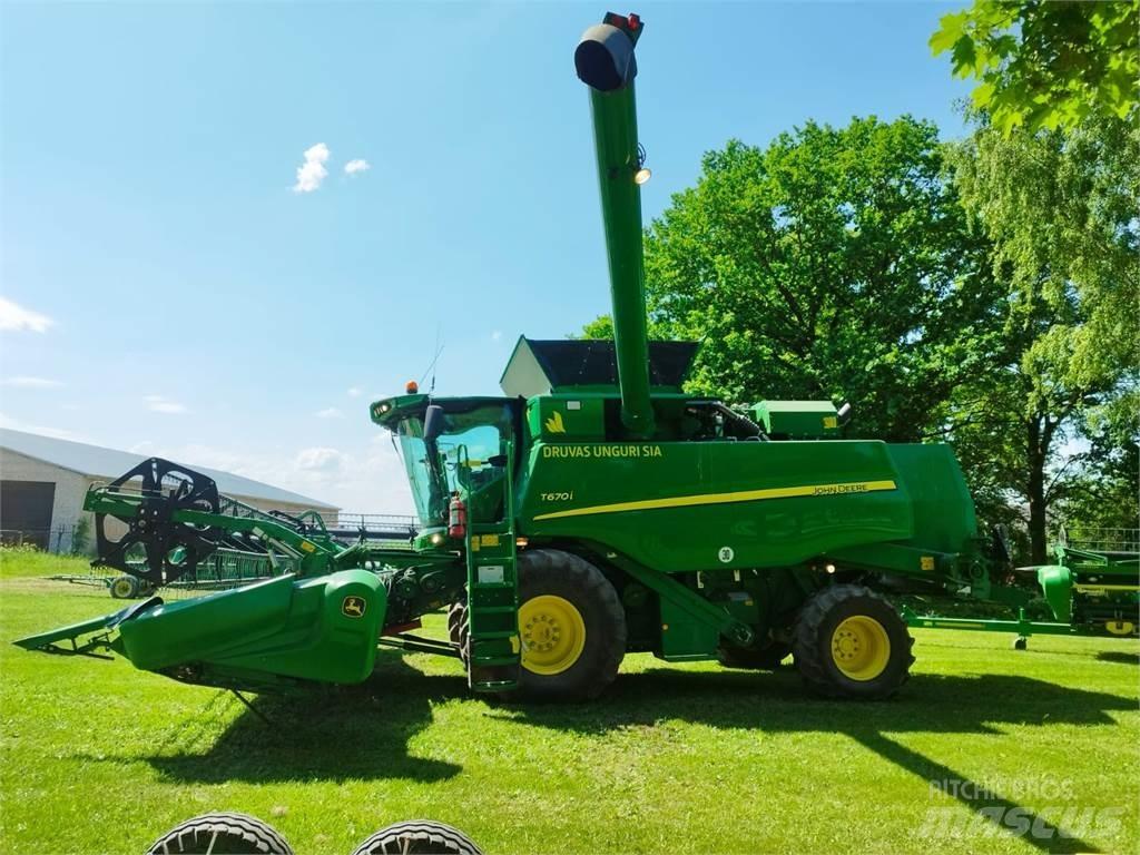 John Deere T670i Зернозбиральні комбайни