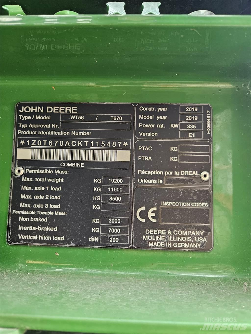 John Deere T670i Зернозбиральні комбайни