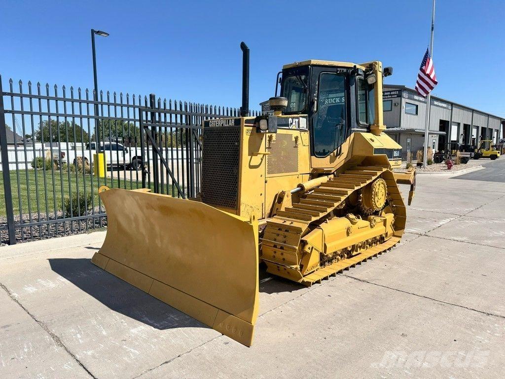 CAT D5M XL Гусеничні бульдозери
