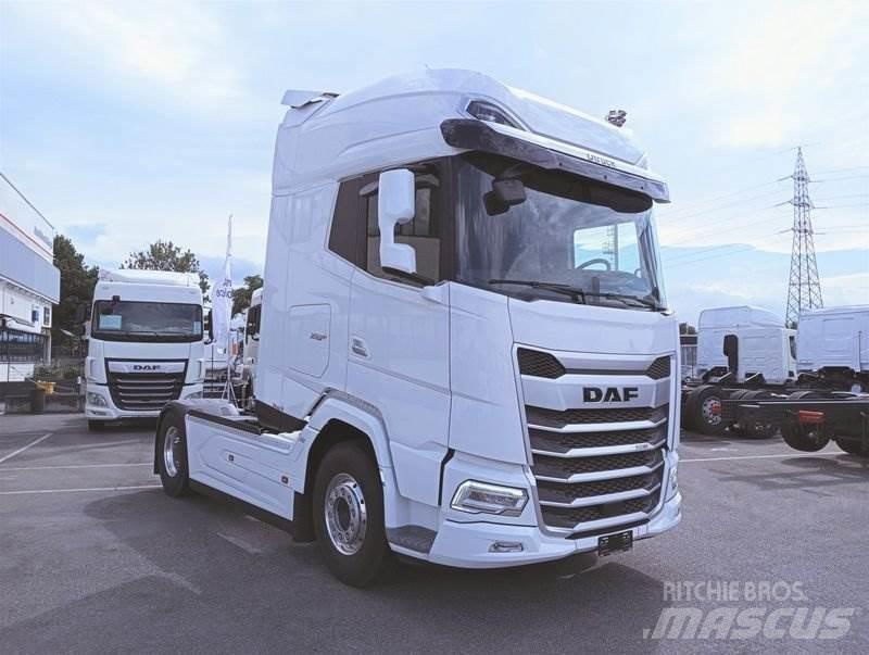 DAF XG+ 530 TRATTORE Тягачі