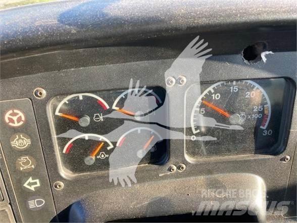 CAT 740 Зчленовані самоскиди