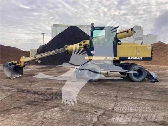 Gradall XL2300 Колісні екскаватори