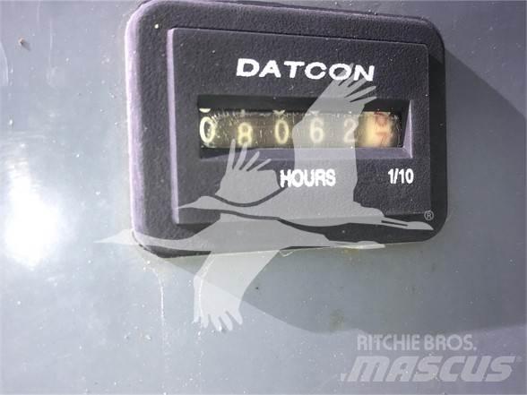 Grove RT700E автокрани всюдиходи