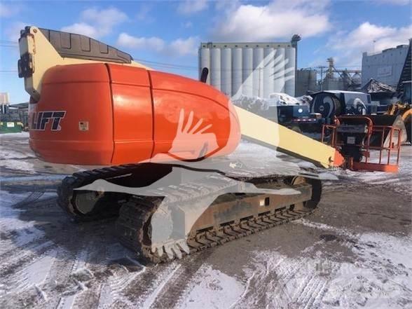 JLG 600SC Телескопічні підйомники