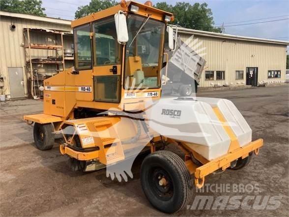 Rosco RB48 Підмітальні машини